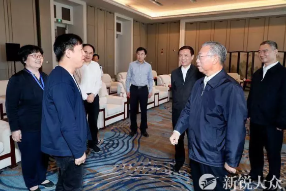 繼承“魯劇”優(yōu)良傳統(tǒng)，守正創(chuàng)新，培根鑄魂——山東影視精品創(chuàng)作及產業(yè)發(fā)展座談會舉行