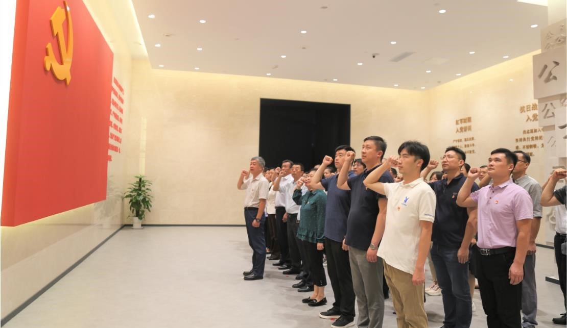 山影集團黨員干部赴山東廉政教育館接受警示教育